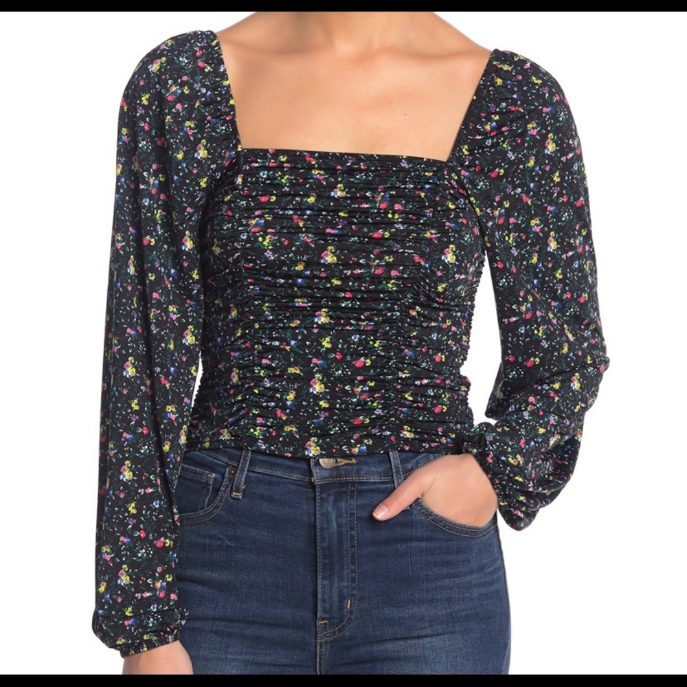 NWT - Abound Ruched Long Sleeve Top